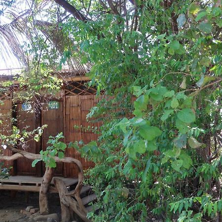 Grillo Tres Puntas Eco-Hostel ソリトス エクステリア 写真